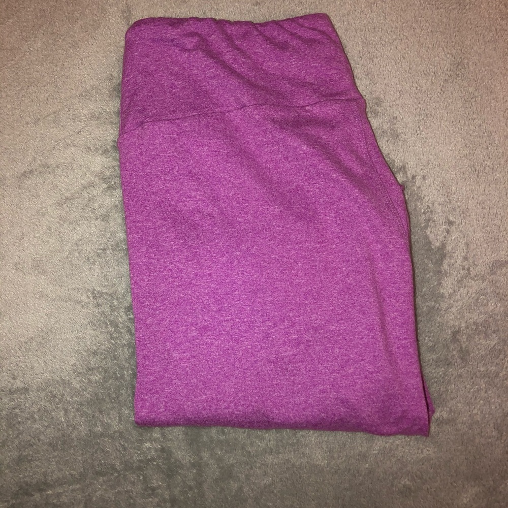 Pink/purple lularoe leggings!